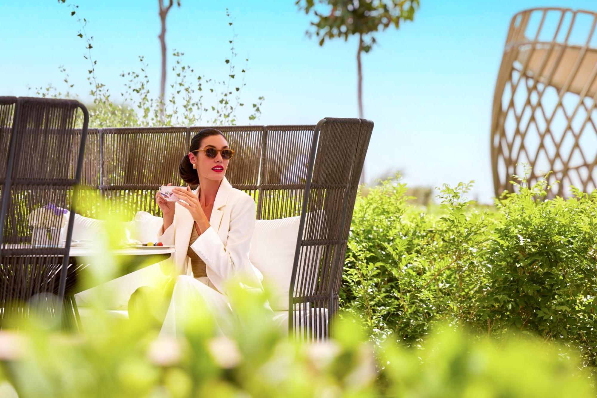Fairmont Doha Hotel Lusail Eksteriør billede The resort's gardens