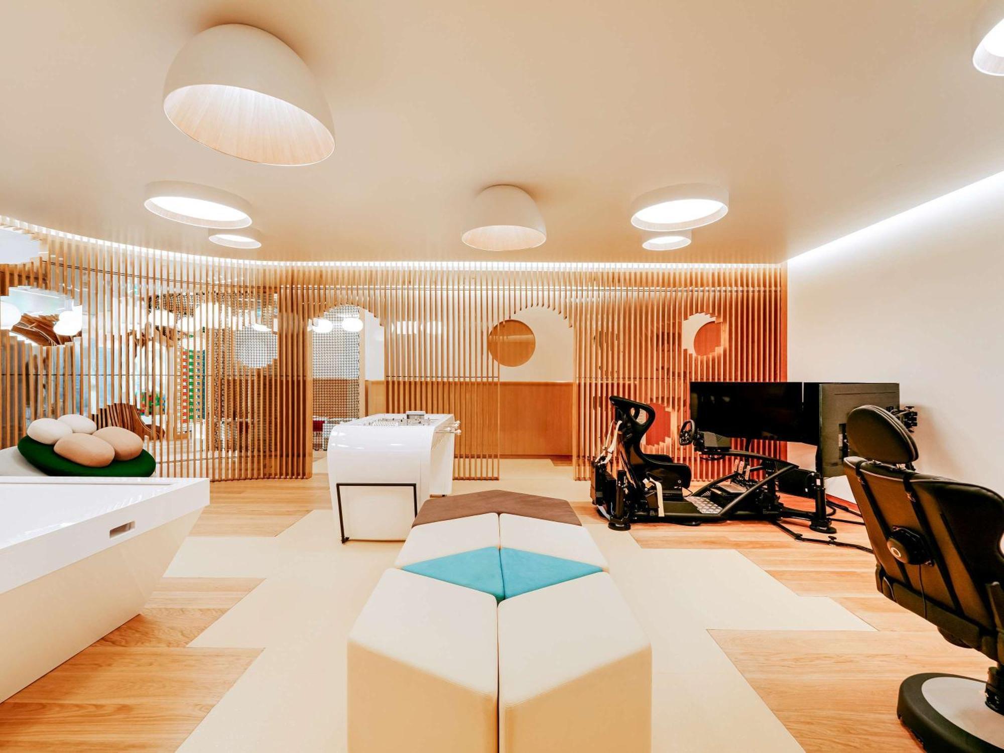 Fairmont Doha Hotel Lusail Eksteriør billede The interior of the new building